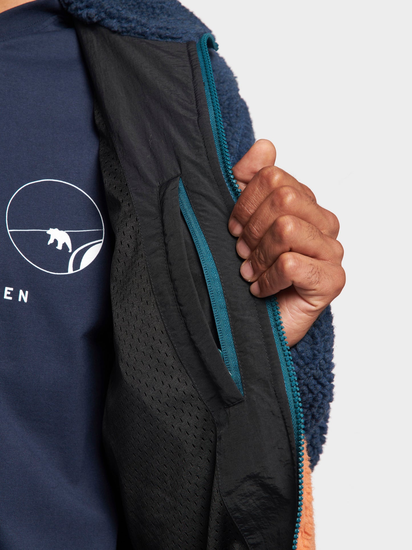 P Bear Fleece Jacket in Blue Wing Teal