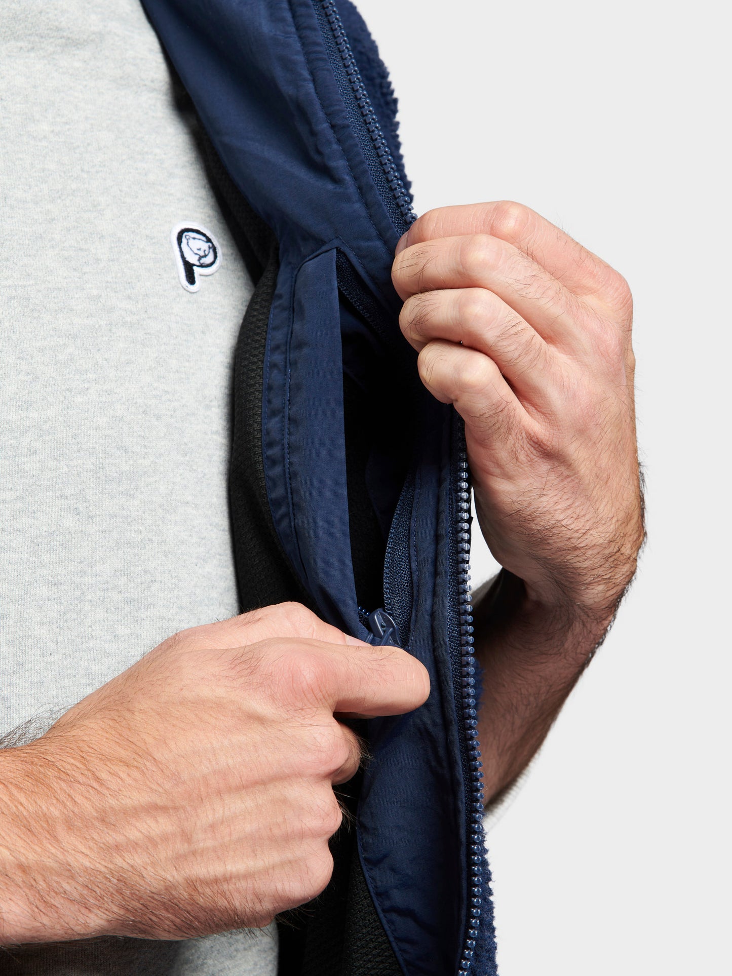 Hudson Script Fleece Vest in Navy Blue
