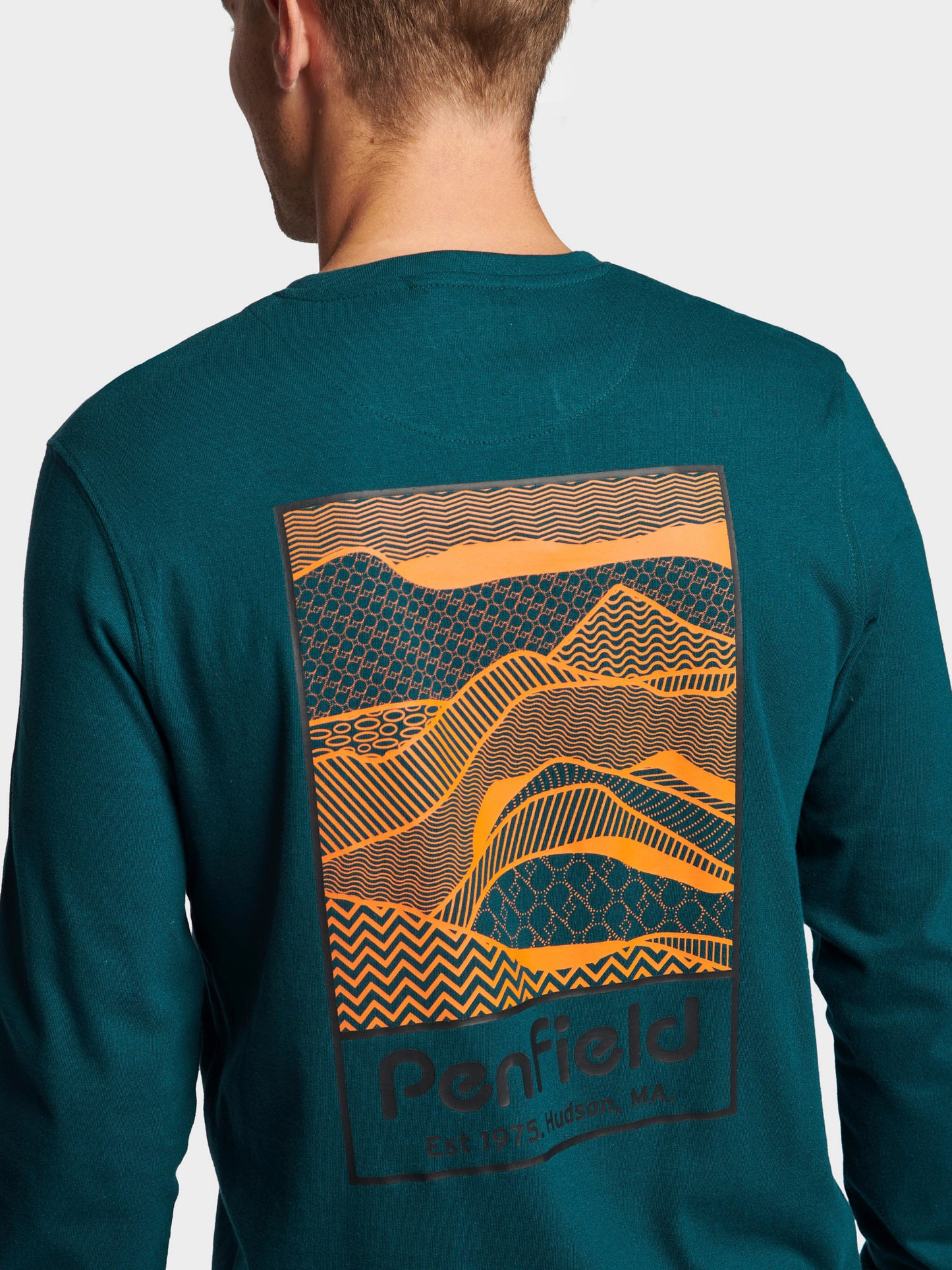 Sketch Mountain Back Graphic Long Sleeve T-Shirt in Deep Teal