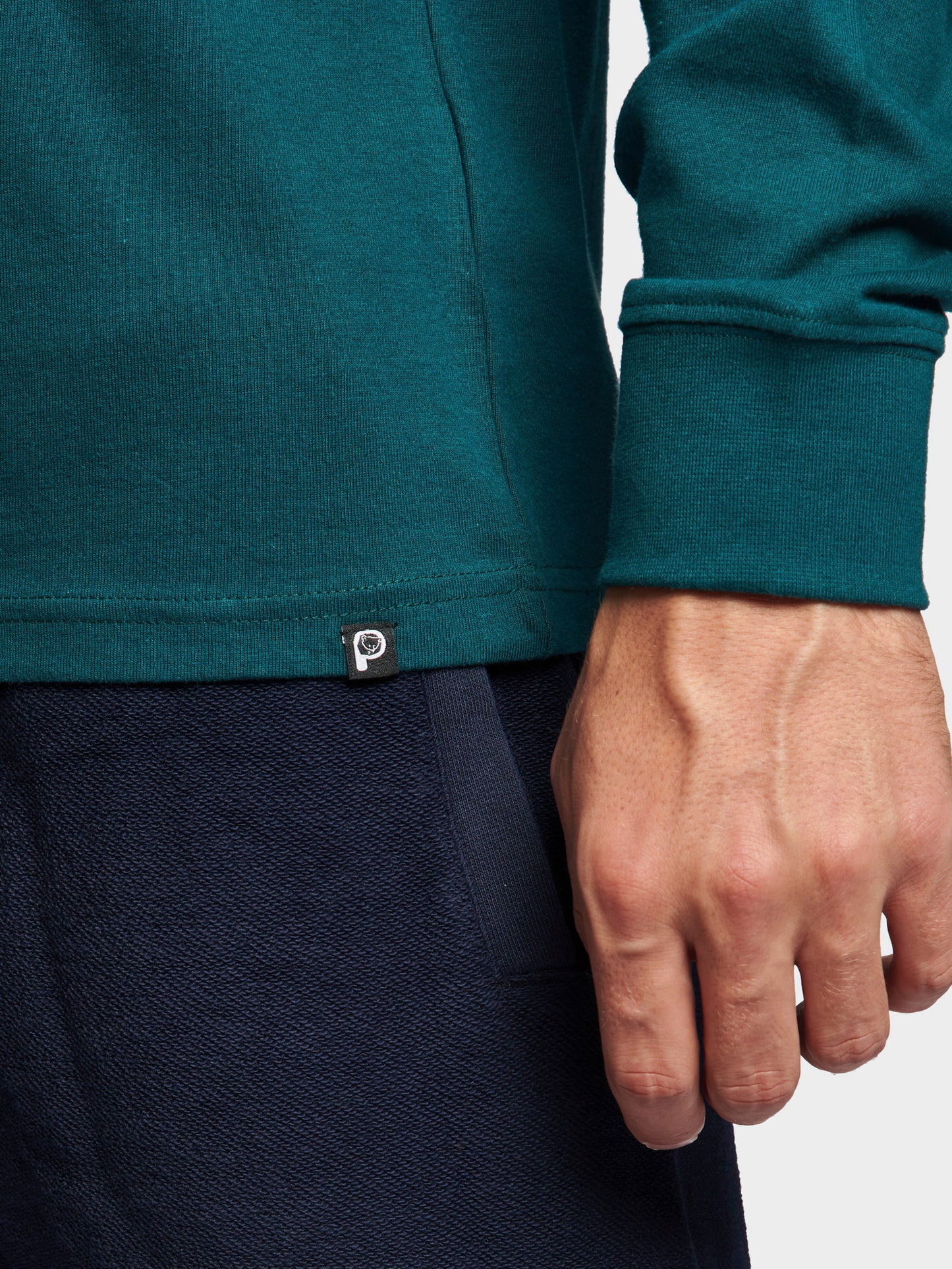 Sketch Mountain Back Graphic Long Sleeve T-Shirt in Deep Teal