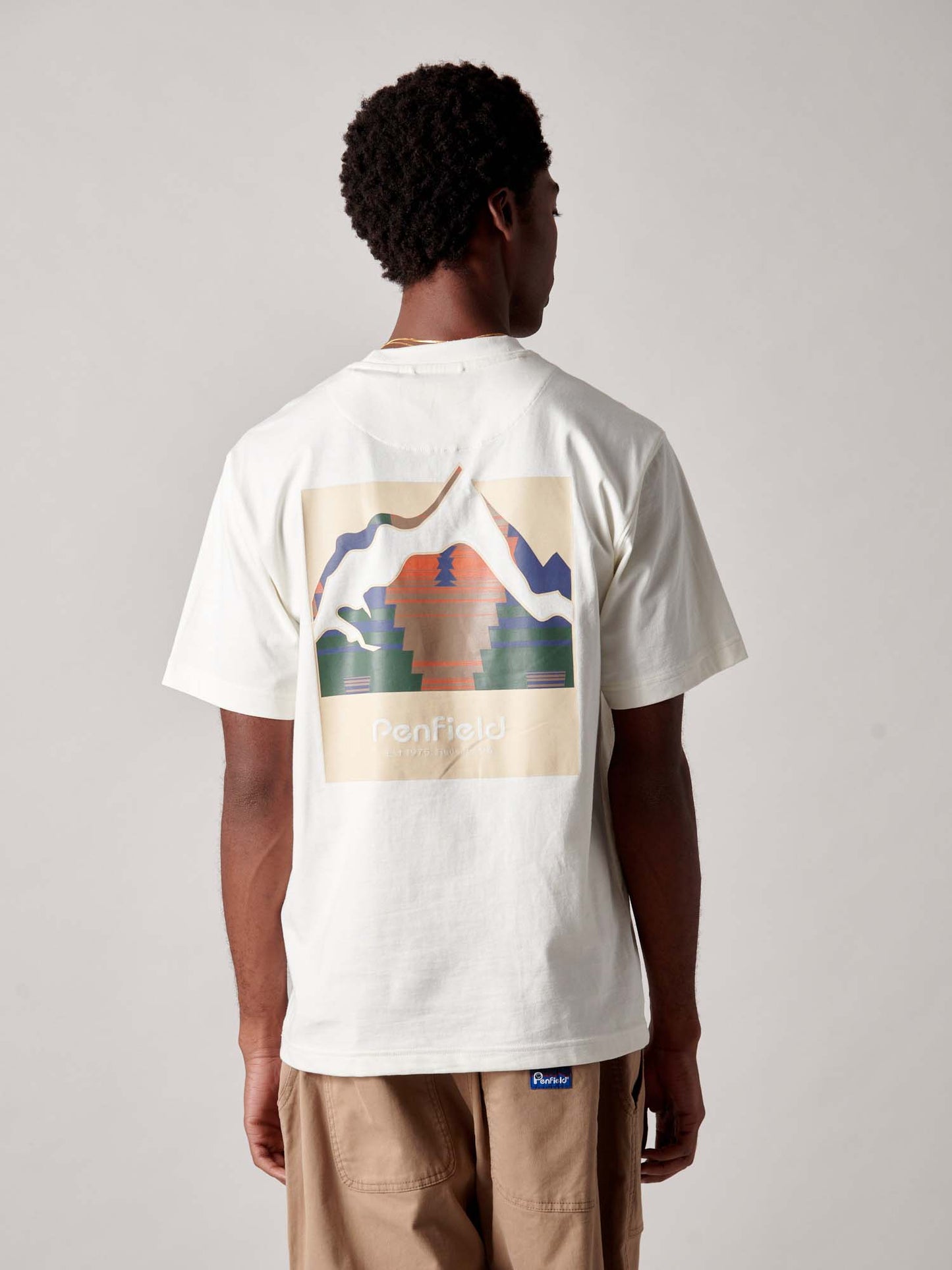 Mountain Back Forefounders T-Shirt in Vanilla Ice