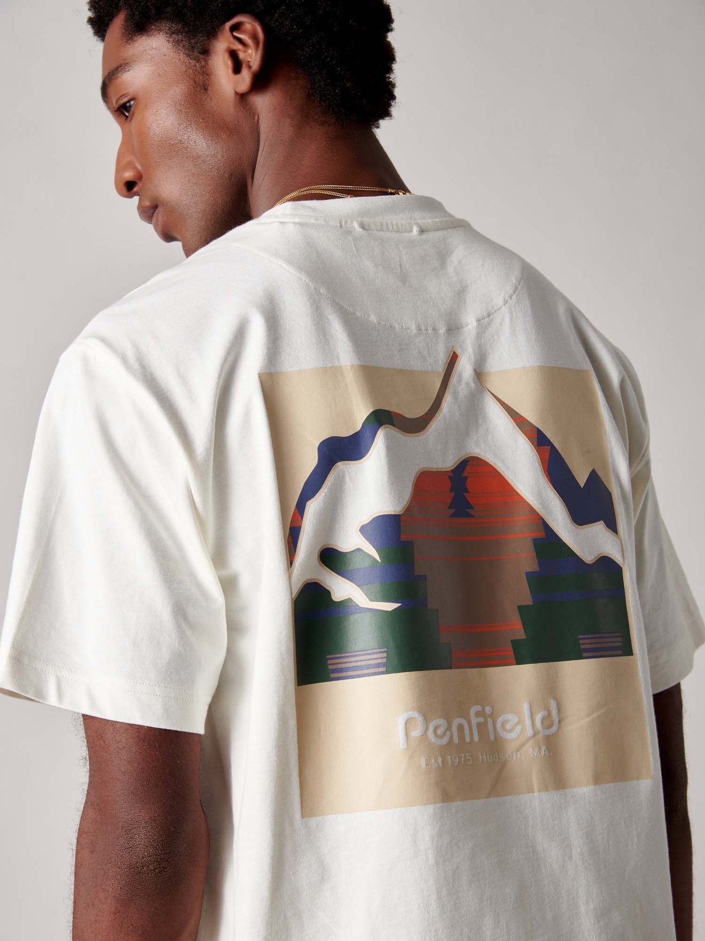 Mountain Back Forefounders T-Shirt in Vanilla Ice