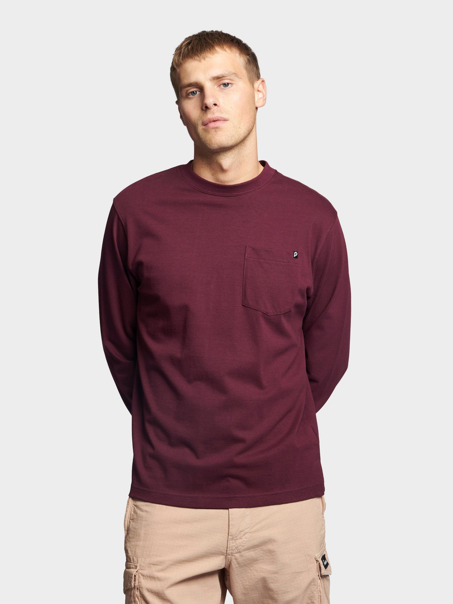 Chest Pocket Long Sleeve T-Shirt in Winetasting
