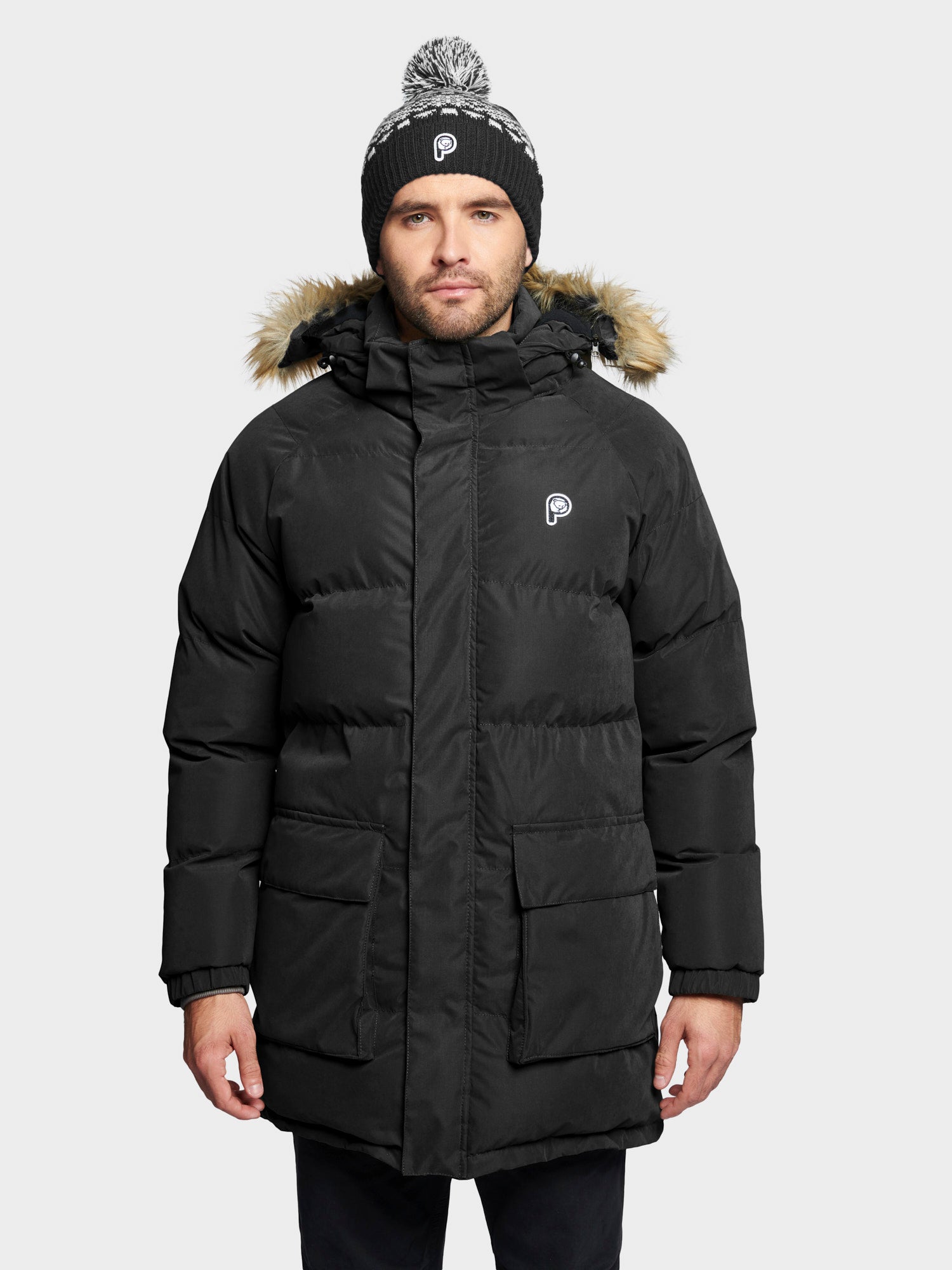 P Bear Puffer Jacket in Black – Penfield - Main Image