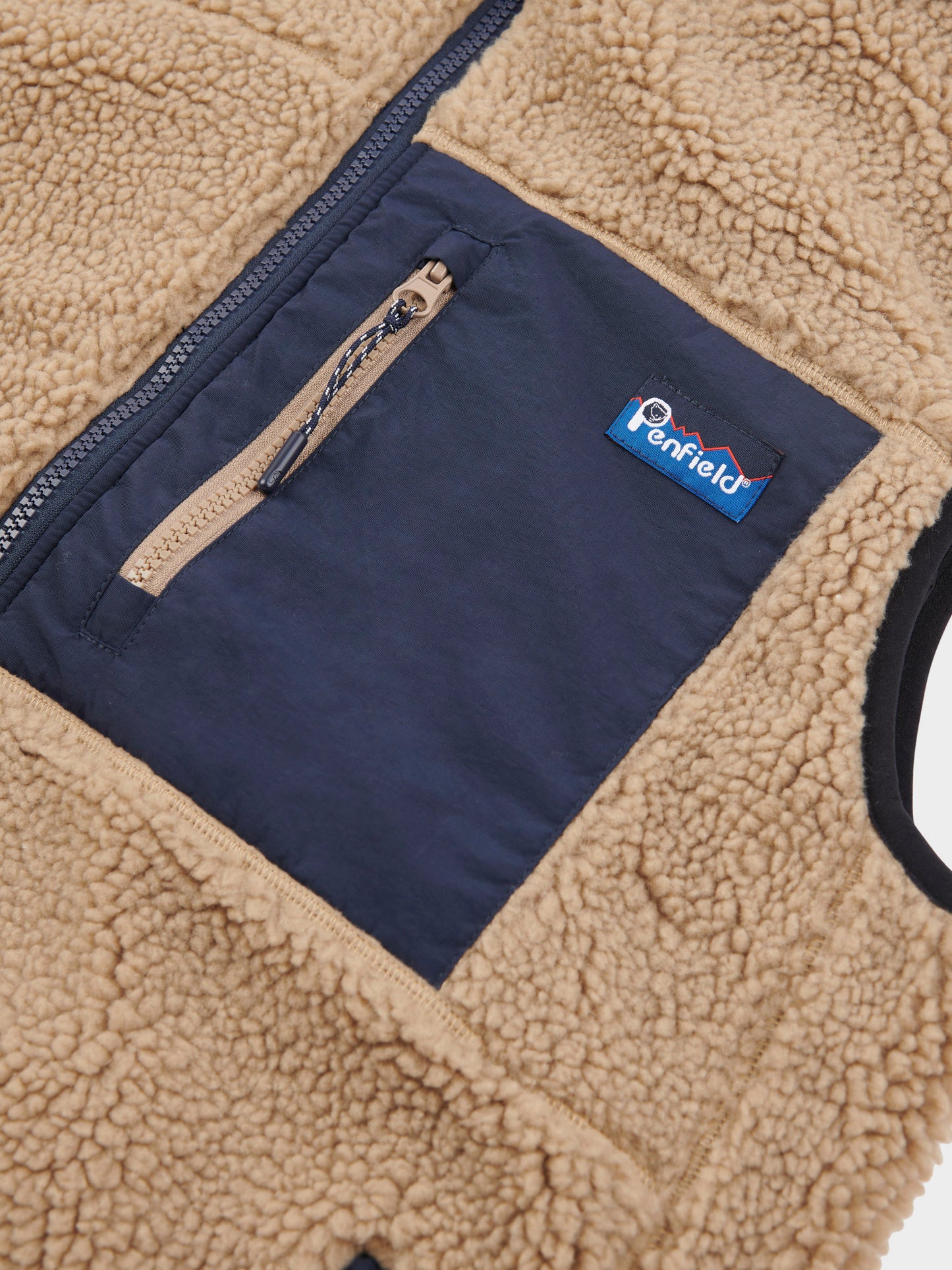 Penfield Mens Mattawa Vest in Chinchilla