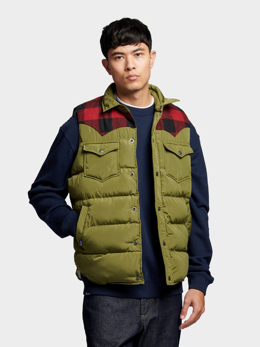 Penfield Mens Rockford Vest in Capulet Olive