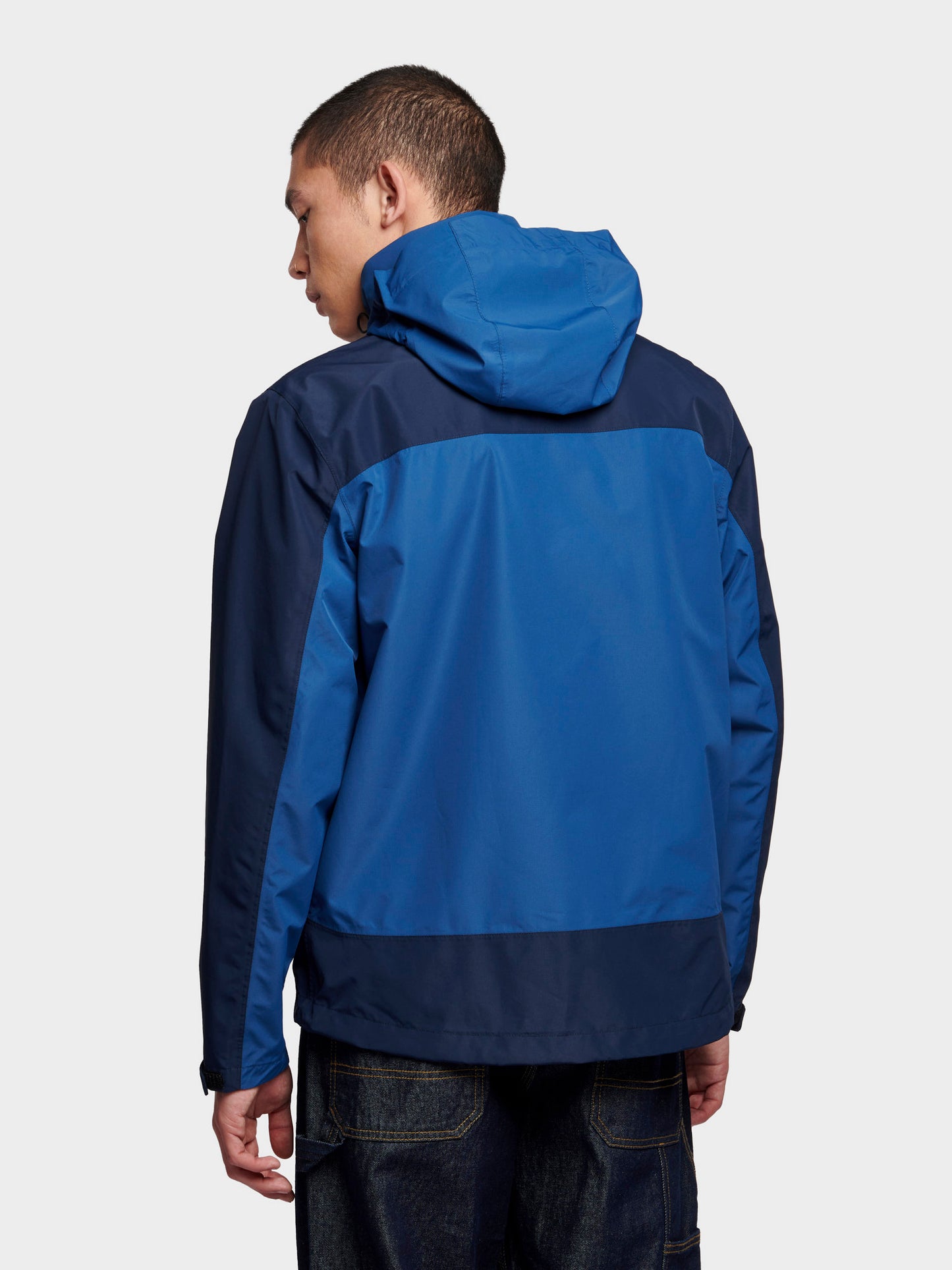 Lightweight Water Resistant Jacket in Navy Blue