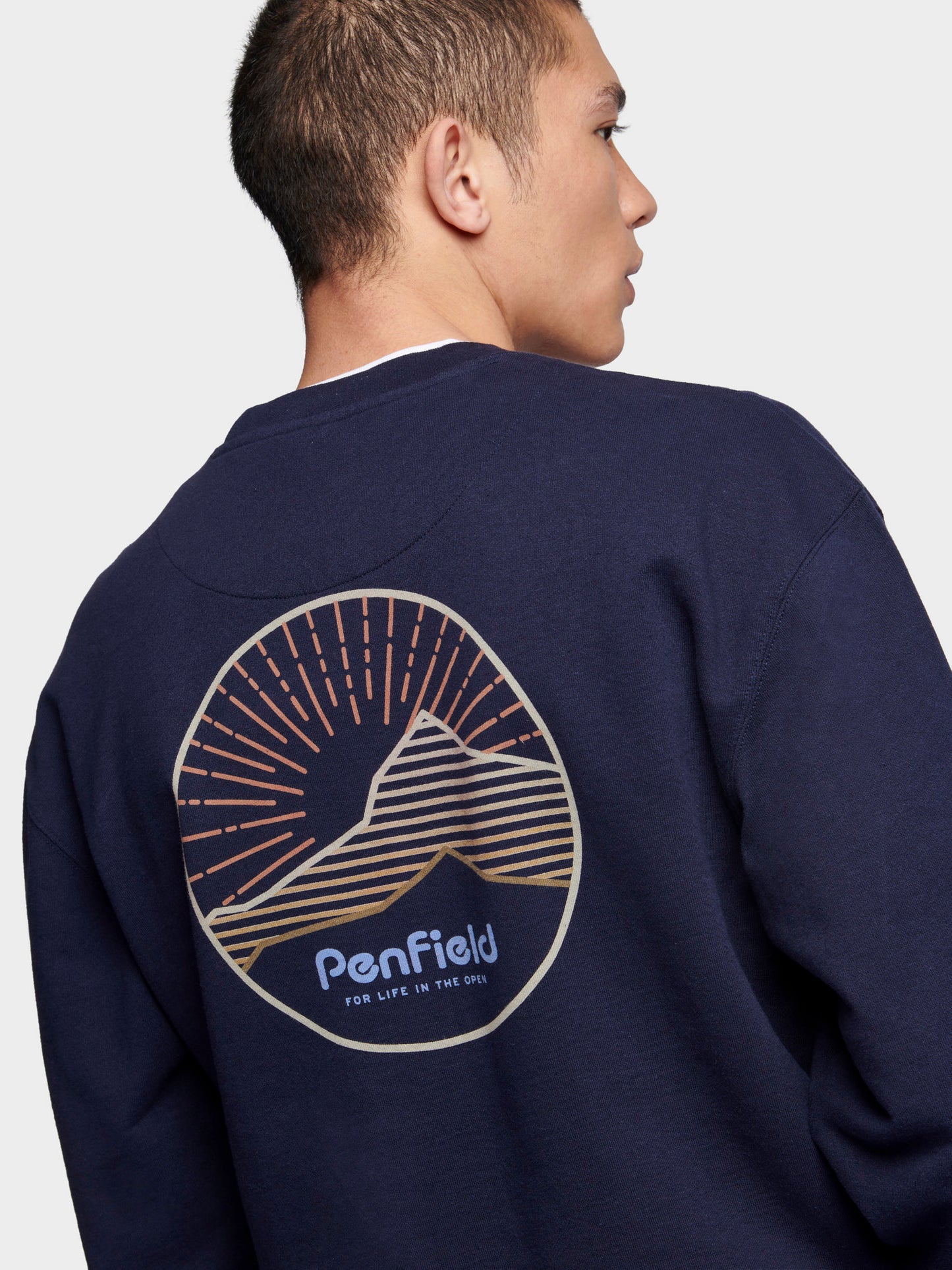 Relaxed Fit Circle Mountain Sweatshirt in Navy Blue