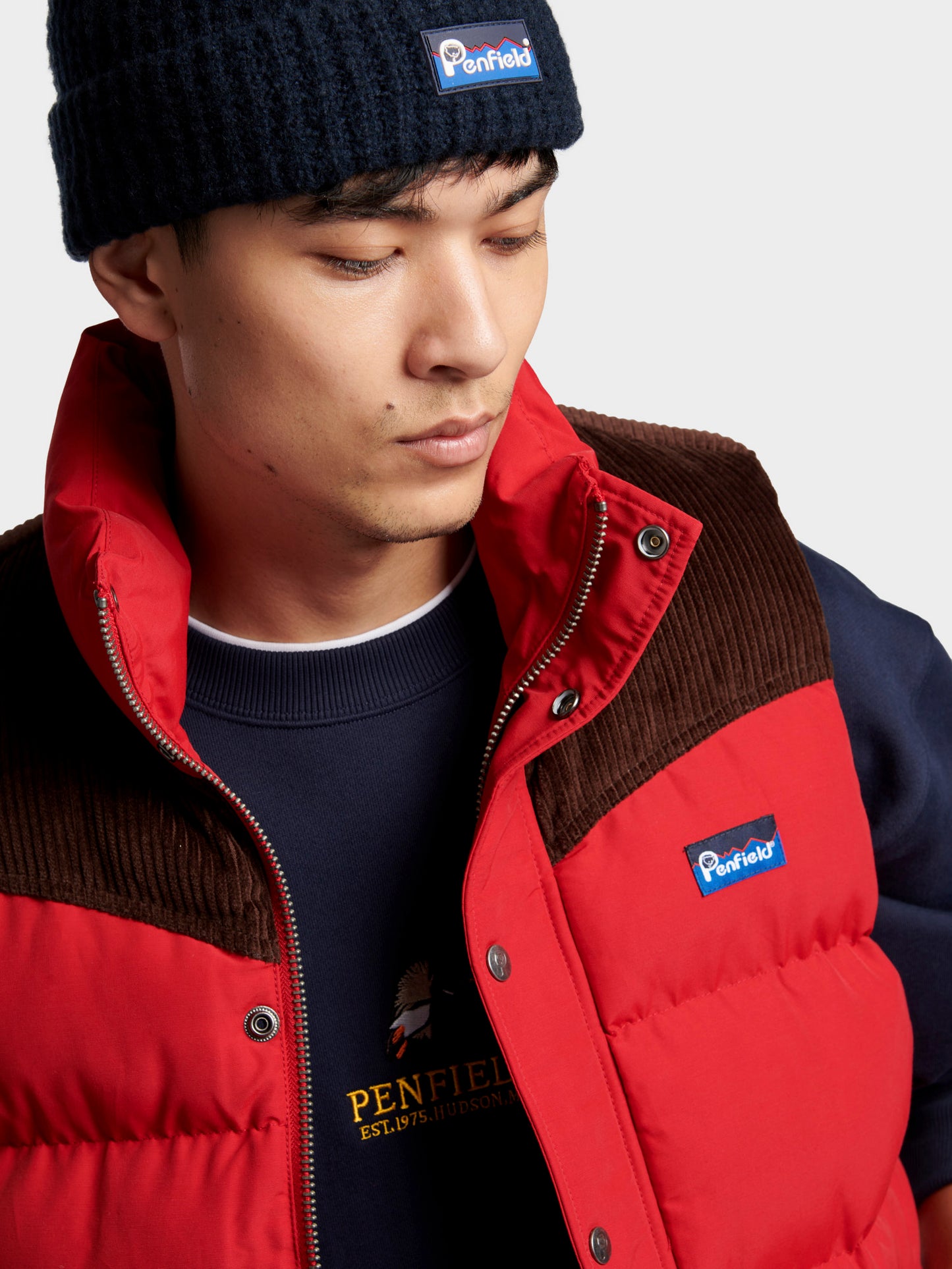 Penfield Mens Easton Gilet in Equestrian Red