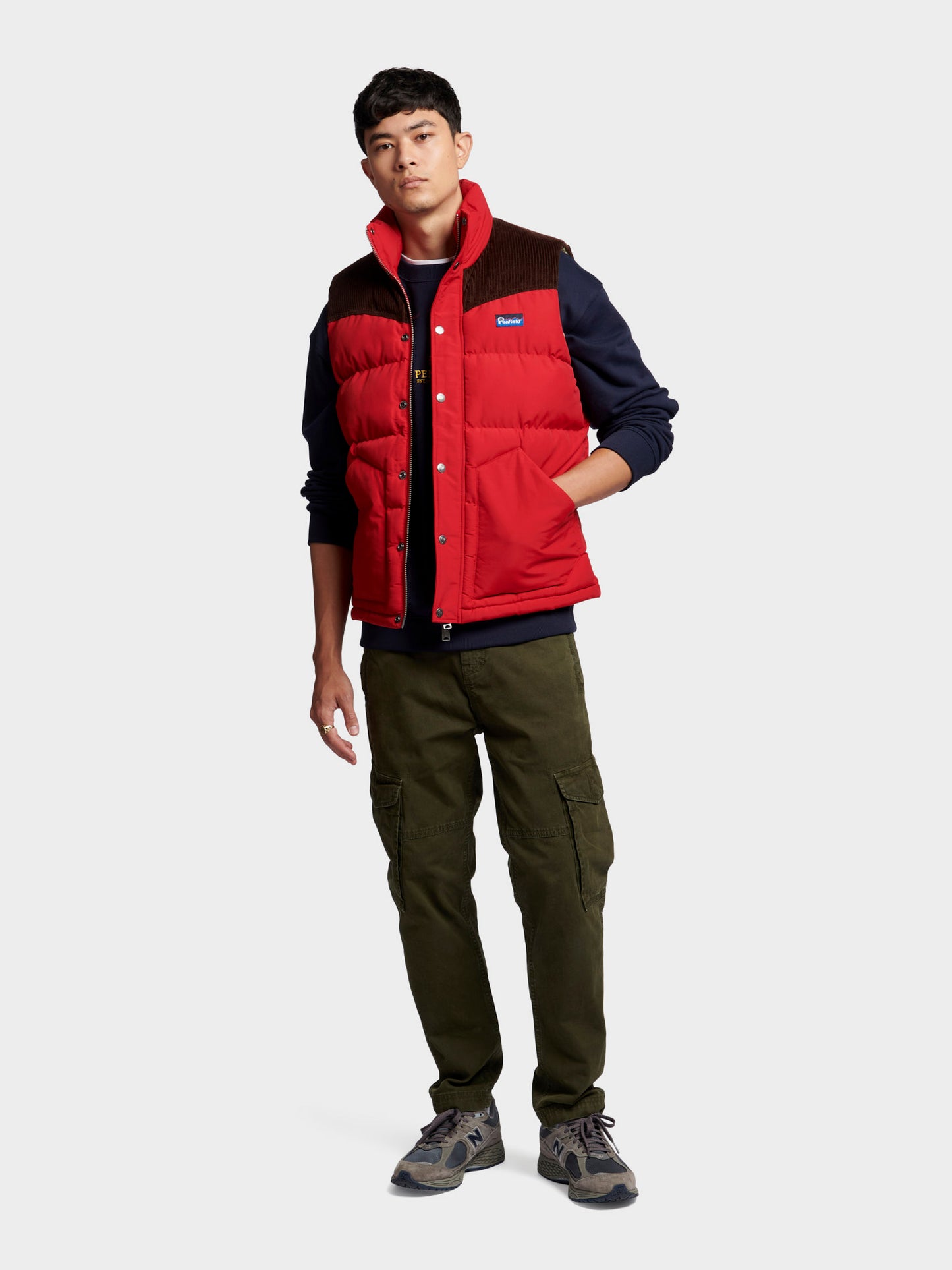 Penfield Mens Easton Gilet in Equestrian Red