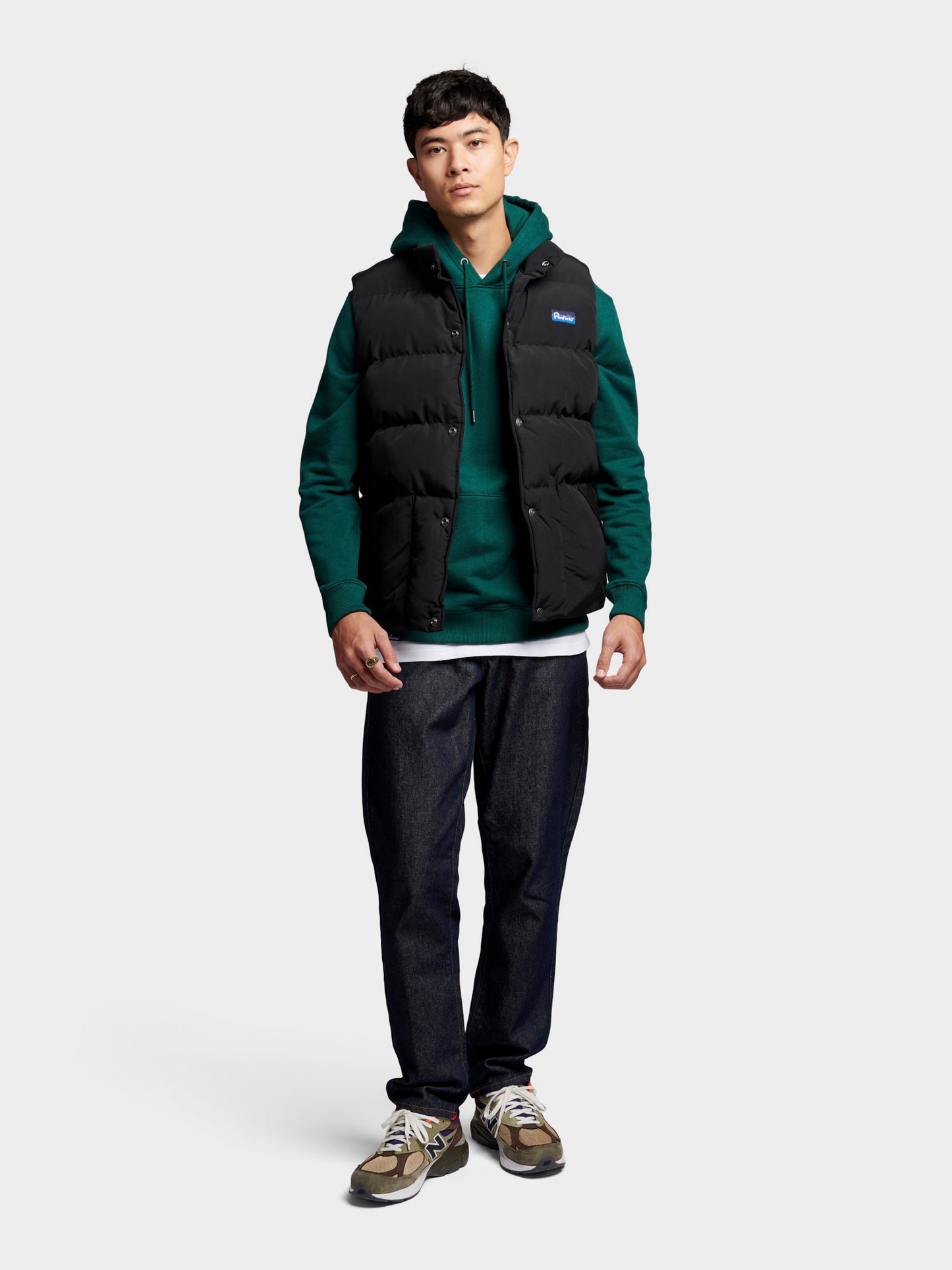 Penfield Mens Outback Vest in Black