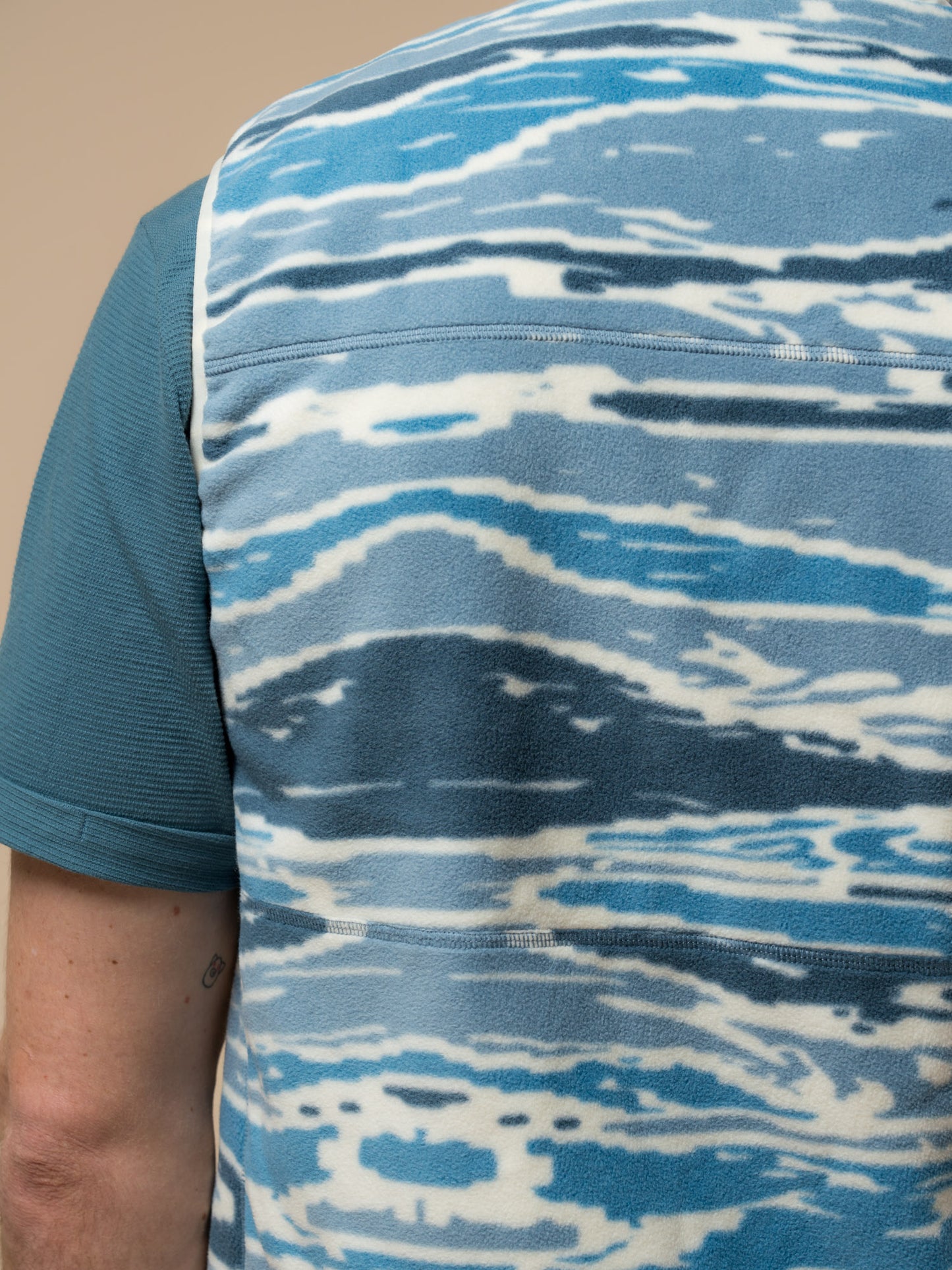 Penfield Mens Bay Jacquard Microfleece Vest in Blue Fusion