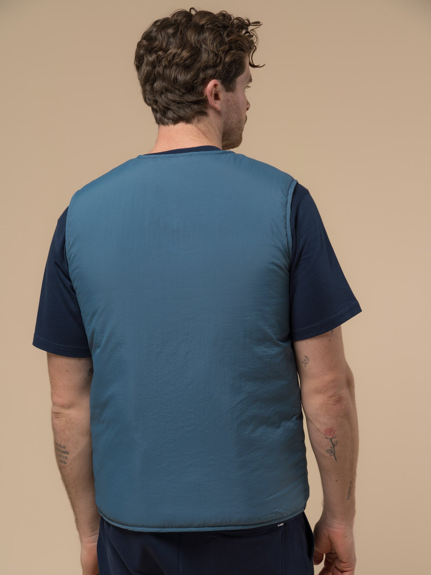 Penfield Mens Cahoon Rochester Light Vest in Blue Fusion