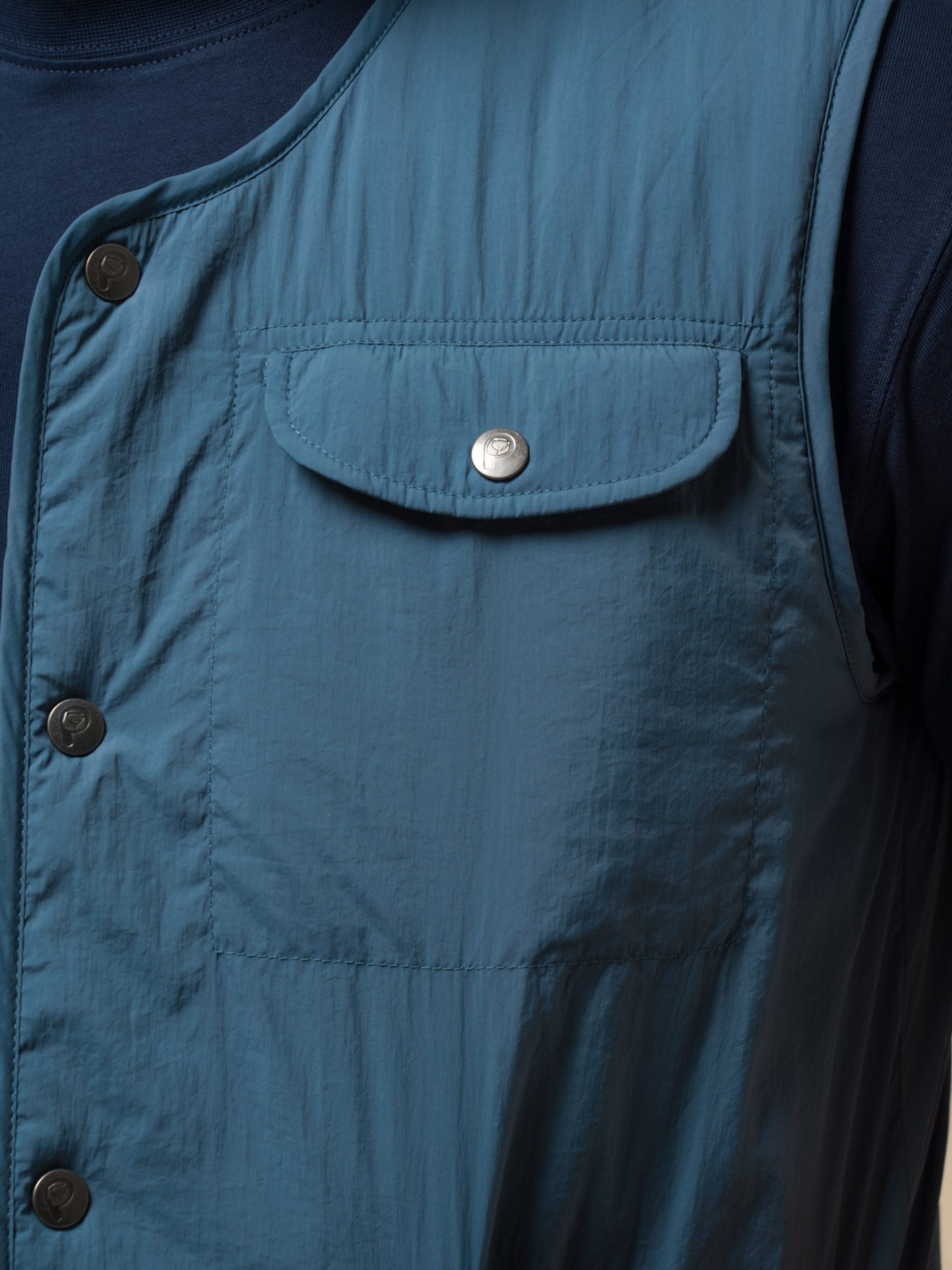 Penfield Mens Cahoon Rochester Light Vest in Blue Fusion