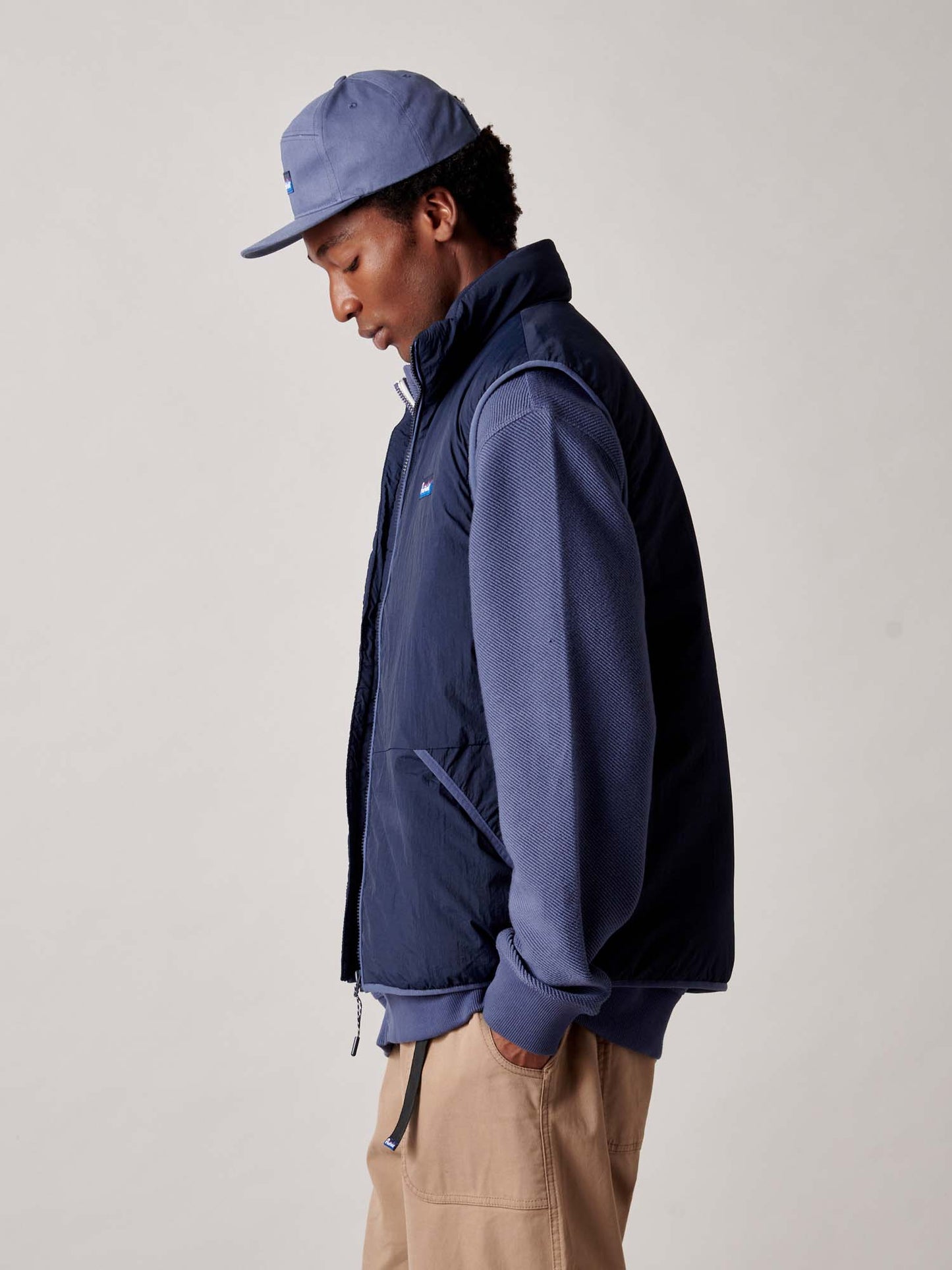 Assabet Flat Vest in Navy Blue