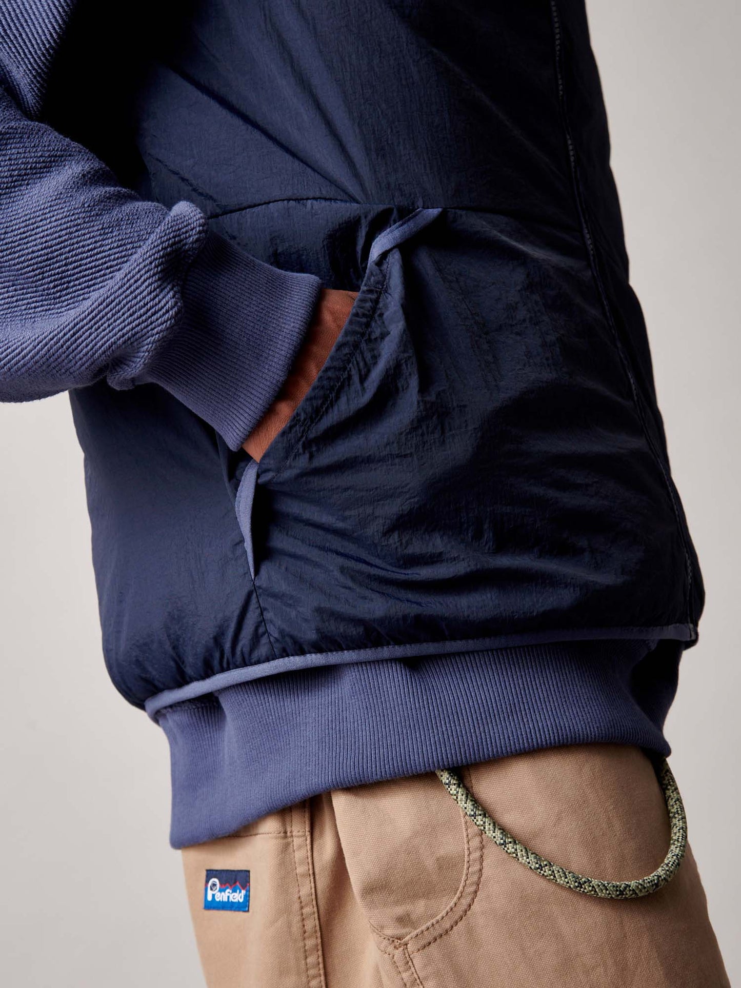 Assabet Flat Vest in Navy Blue
