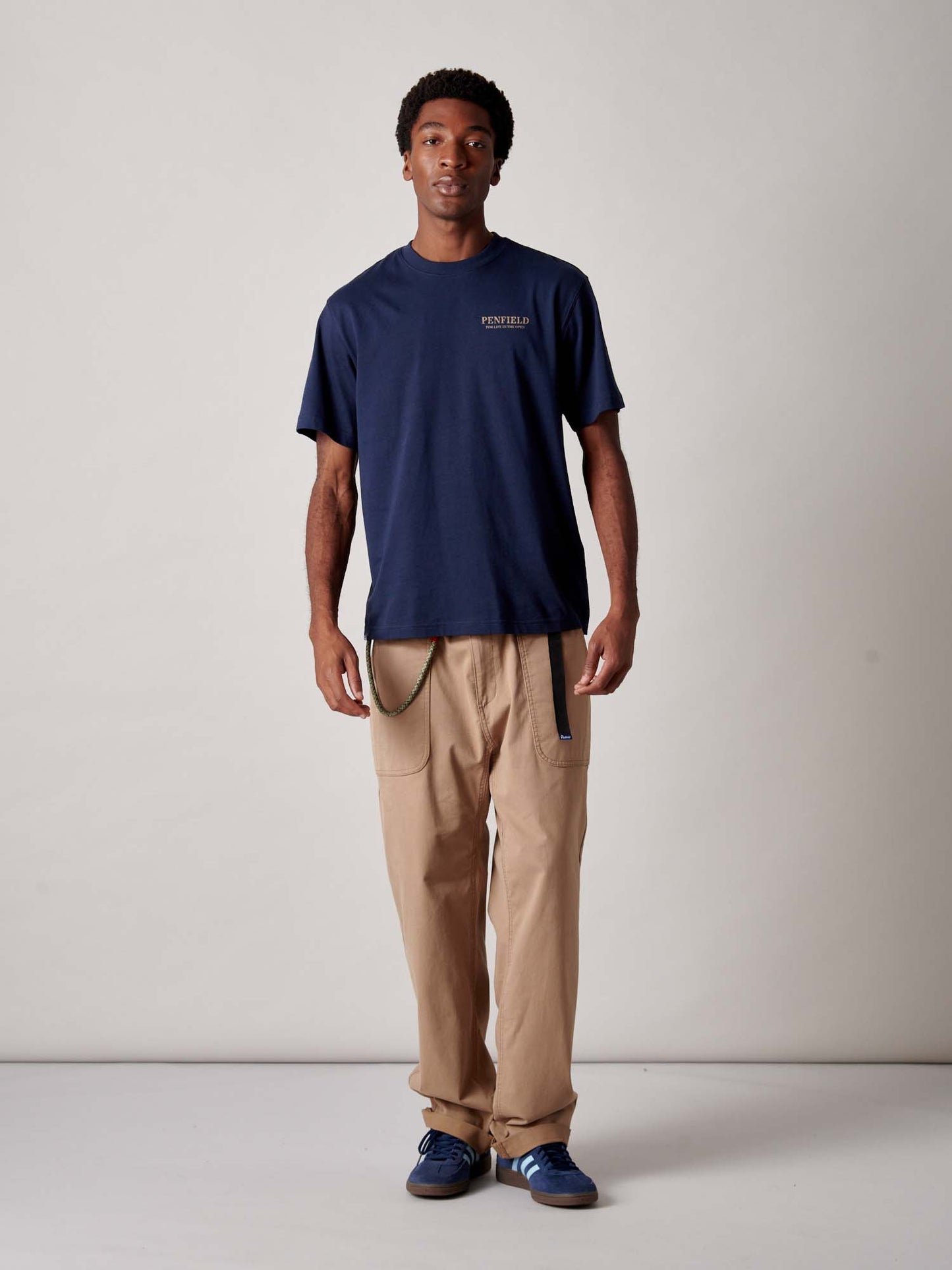 Wild Bear T-Shirt in Navy Blue